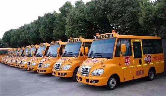 二手一汽华策校车价格