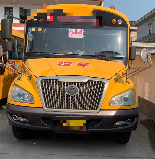 济宁46座二手校车